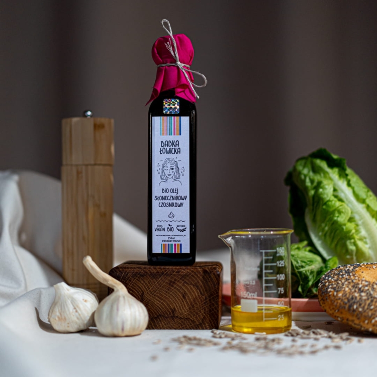 Olej-slonecznikowy-czosnkowy.jpg