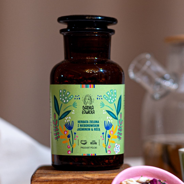 Herbata-zielona-z-nieborowskim-jasminem-i-roza-2.jpg